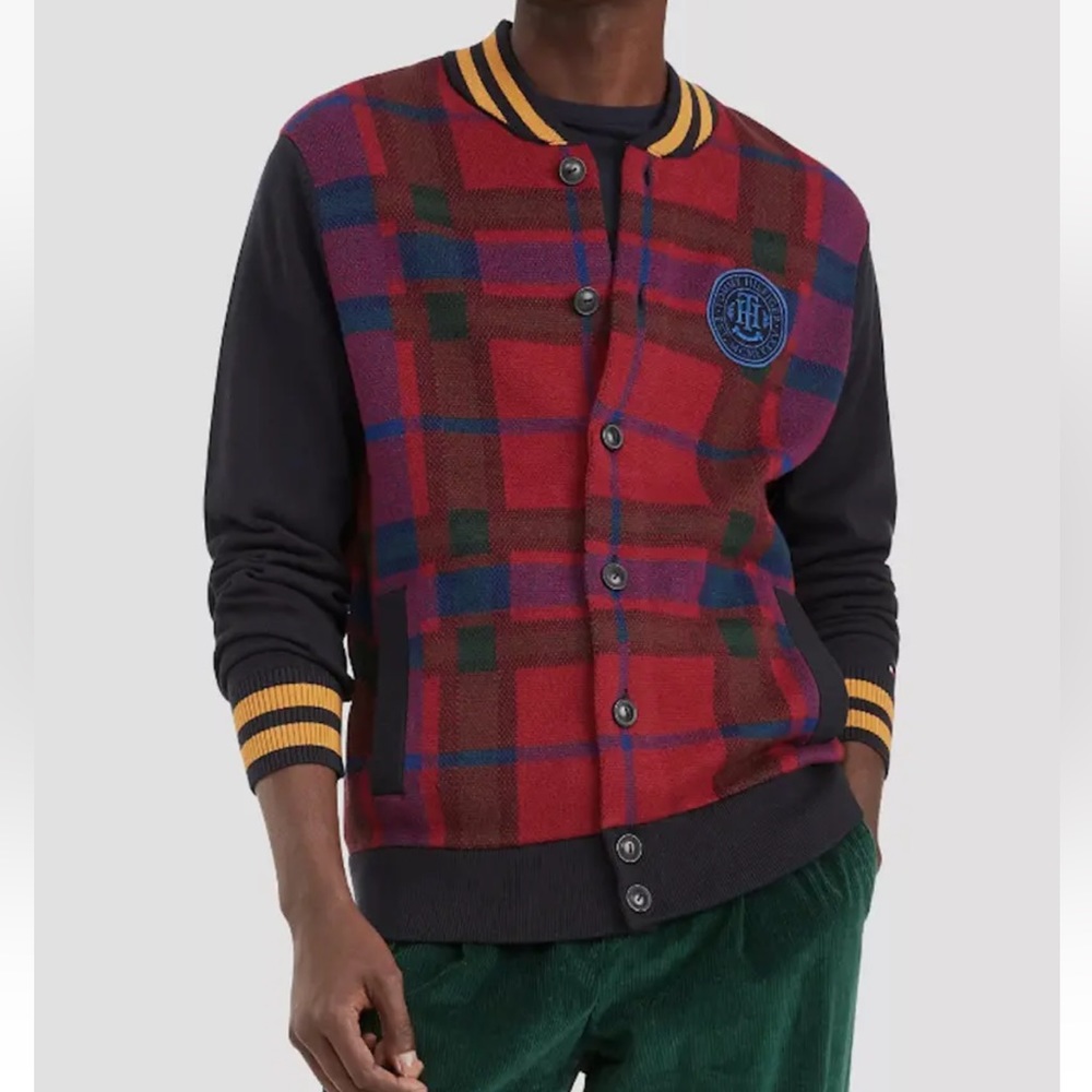 Vintage TOMMY ADAPTIVE
BASEBALL CARDIGAN